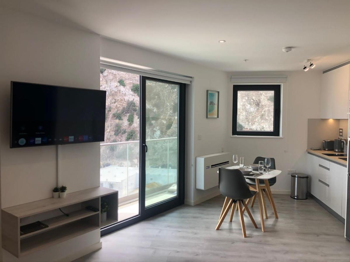 Cp High Floor Luxury Studio With Sea View Gibraltar Extérieur photo